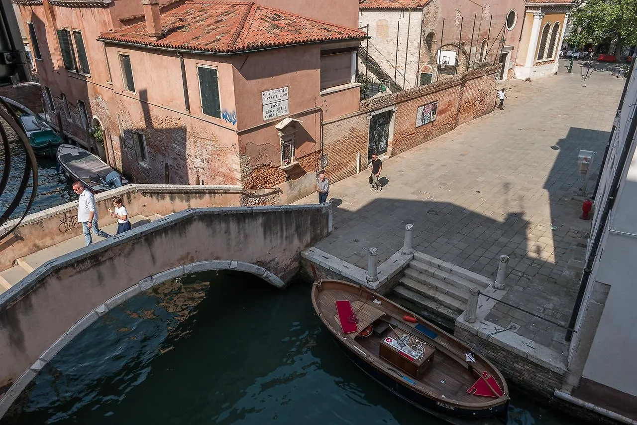Ca' Dandolo, Affaccio Sul Canale Venice 0*,